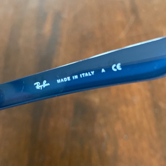 Blue Ray Ban Sunglasses - Picture 6 of 6